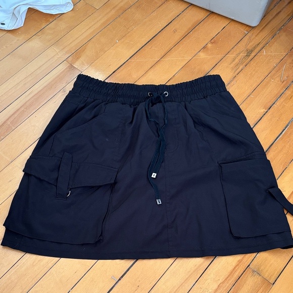San Francisco Dresses & Skirts - Black Mini Skirt with Pockets